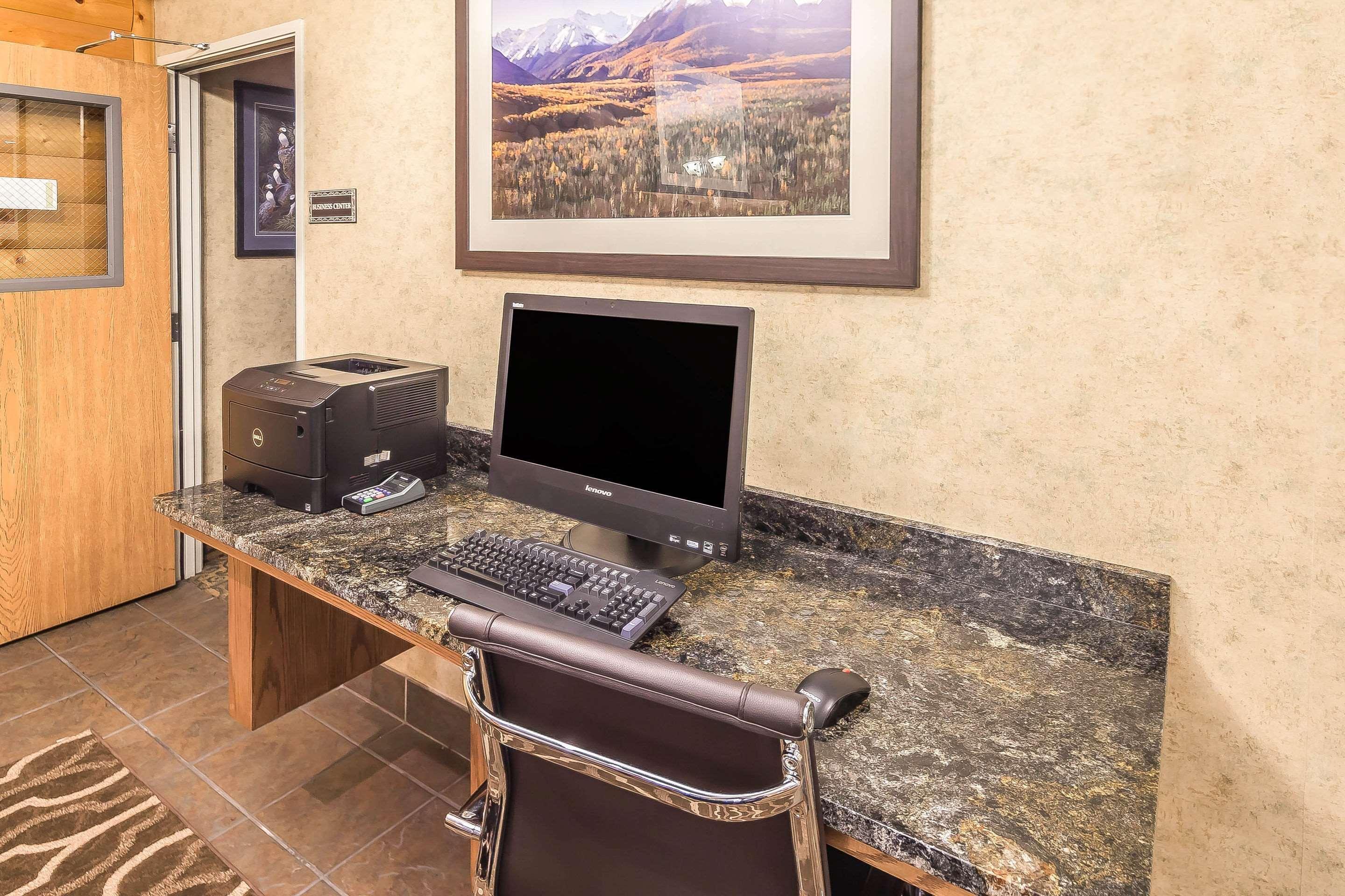 Comfort International Airport 3*